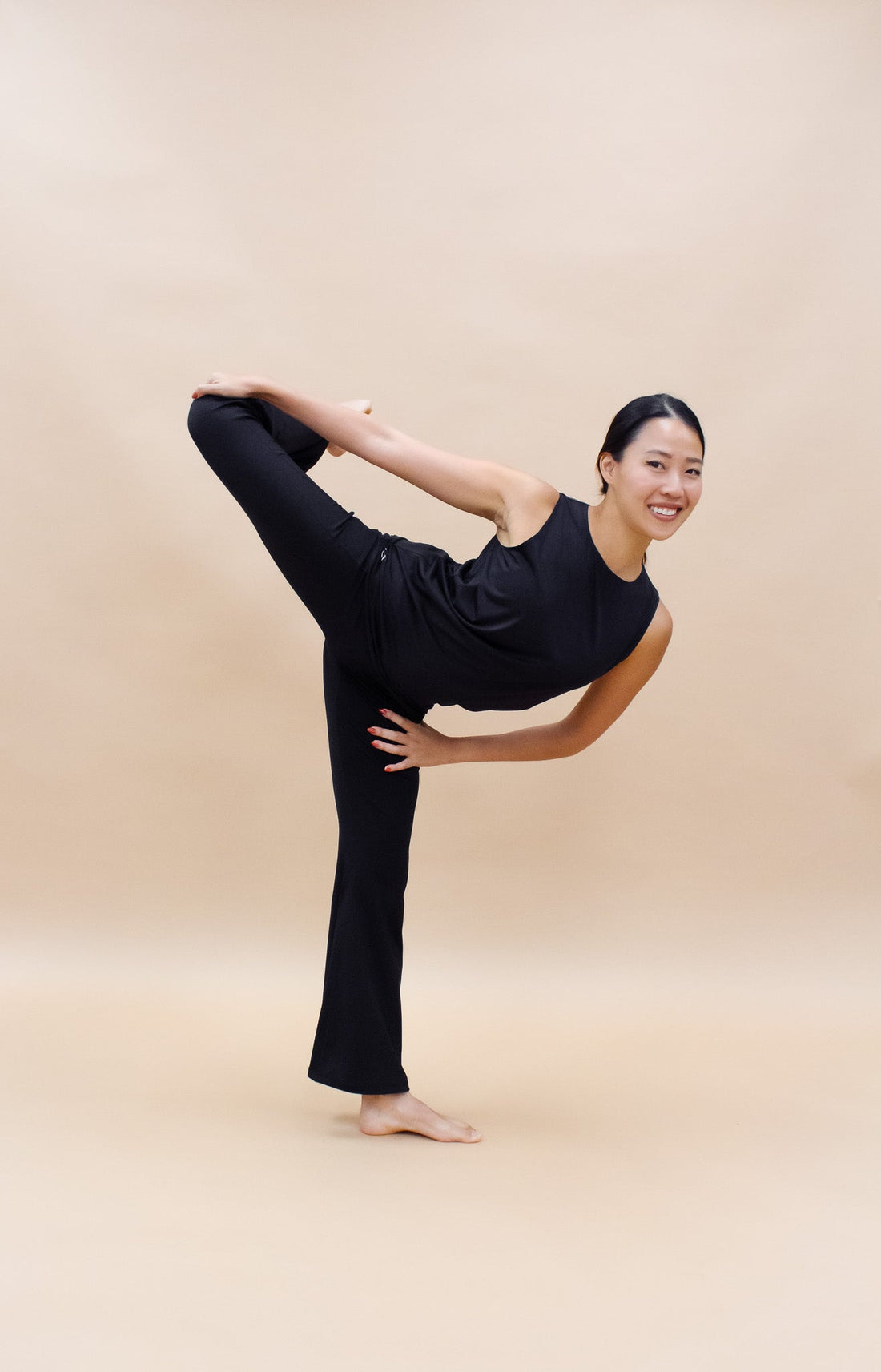 Innerwear GLOWco Exclusive AirLite InnerGlow Cami Top in Black