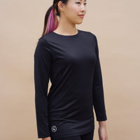 Innerwear GLOWco Exclusive AirLite InnerGlow Crew Neck Top in Black