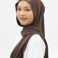 Everyday Hijabs GLOWco Exclusive Bamboo Lazy Shawl in Oak