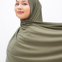 Everyday Hijabs GLOWco Exclusive Bamboo Lazy Shawl in Olive