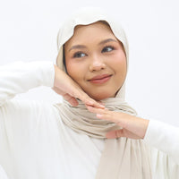 Everyday Hijabs GLOWco Exclusive Bamboo Lazy Shawl in Oyster