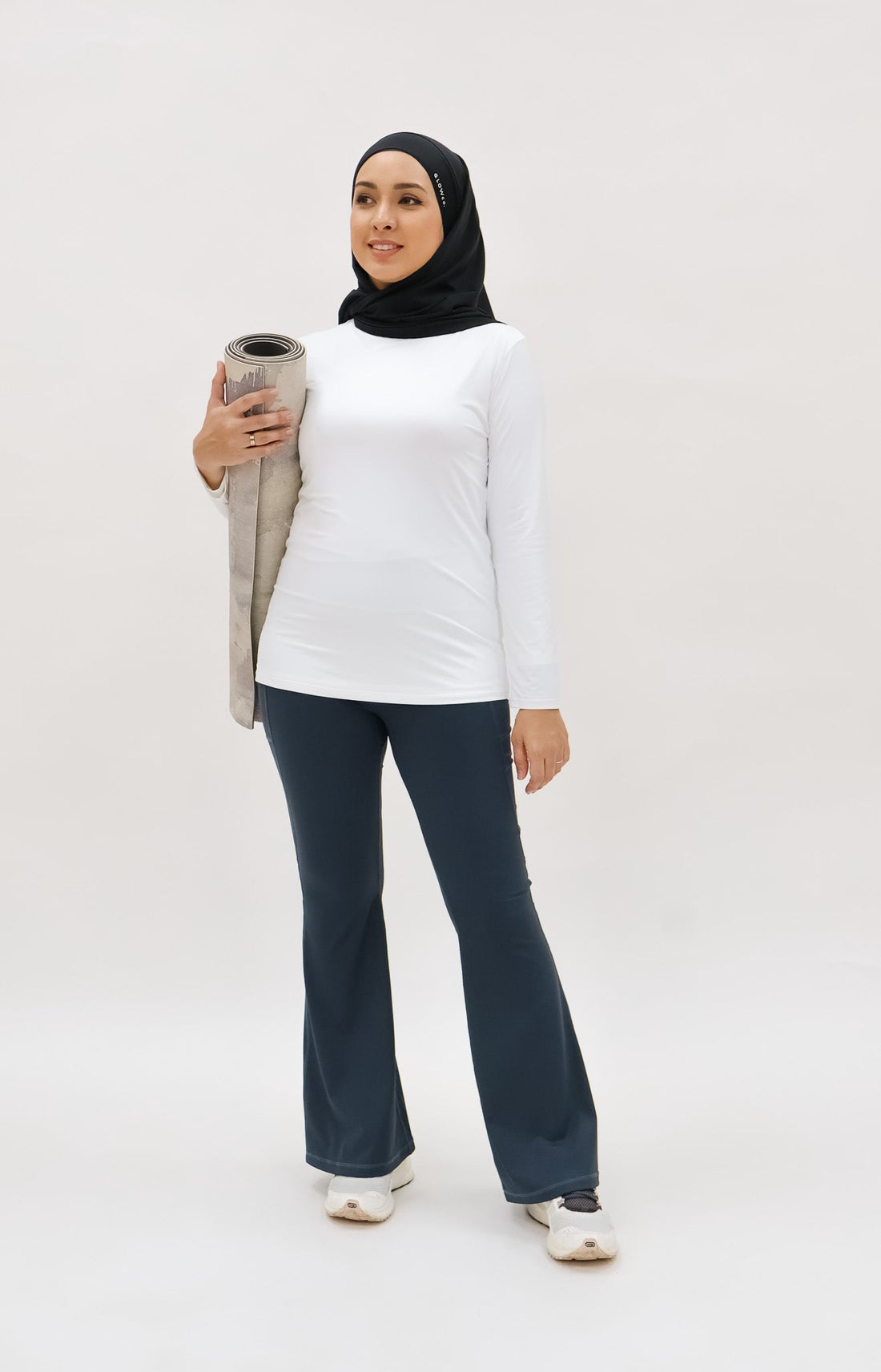 Bottoms GLOWco Exclusive Fit & Flare High Waisted Pocket Pants in Denim