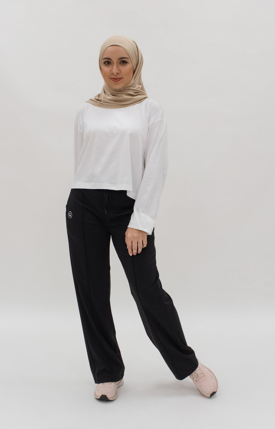 Bottoms GLOWco Exclusive Loose Pants 2.0 in Black