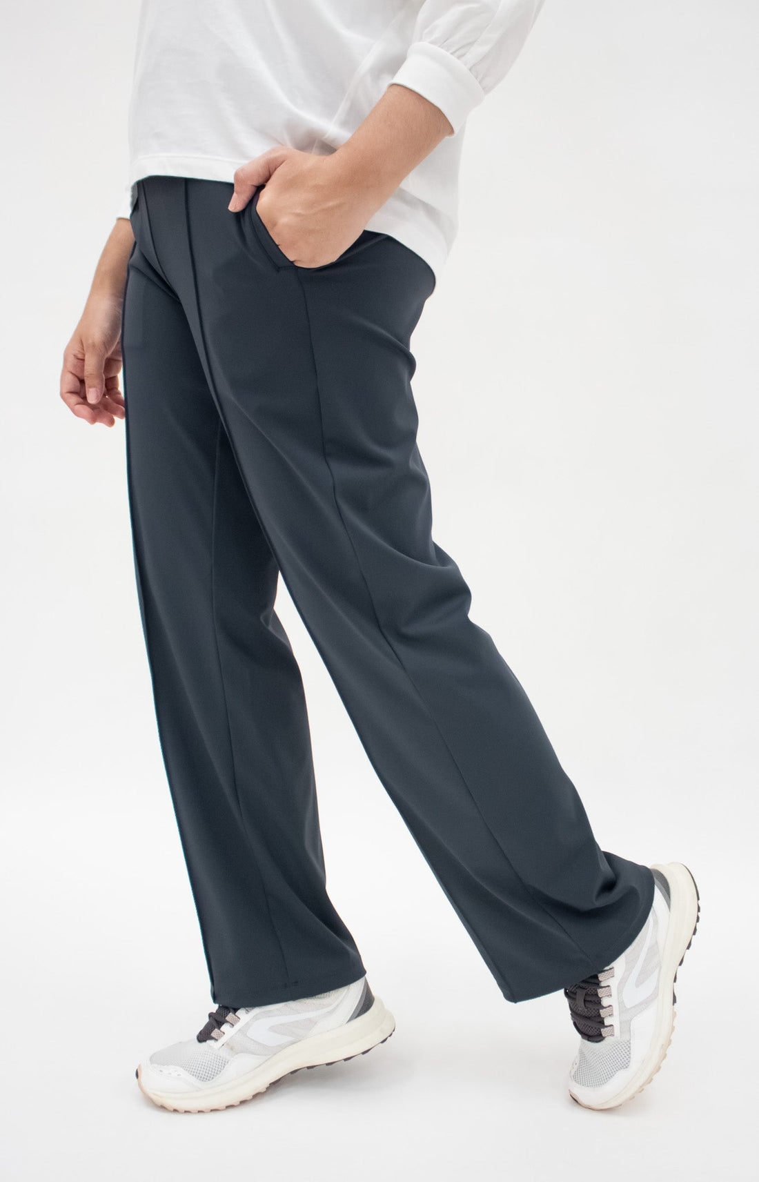 Bottoms GLOWco Exclusive Loose Pants 2.0 in Denim