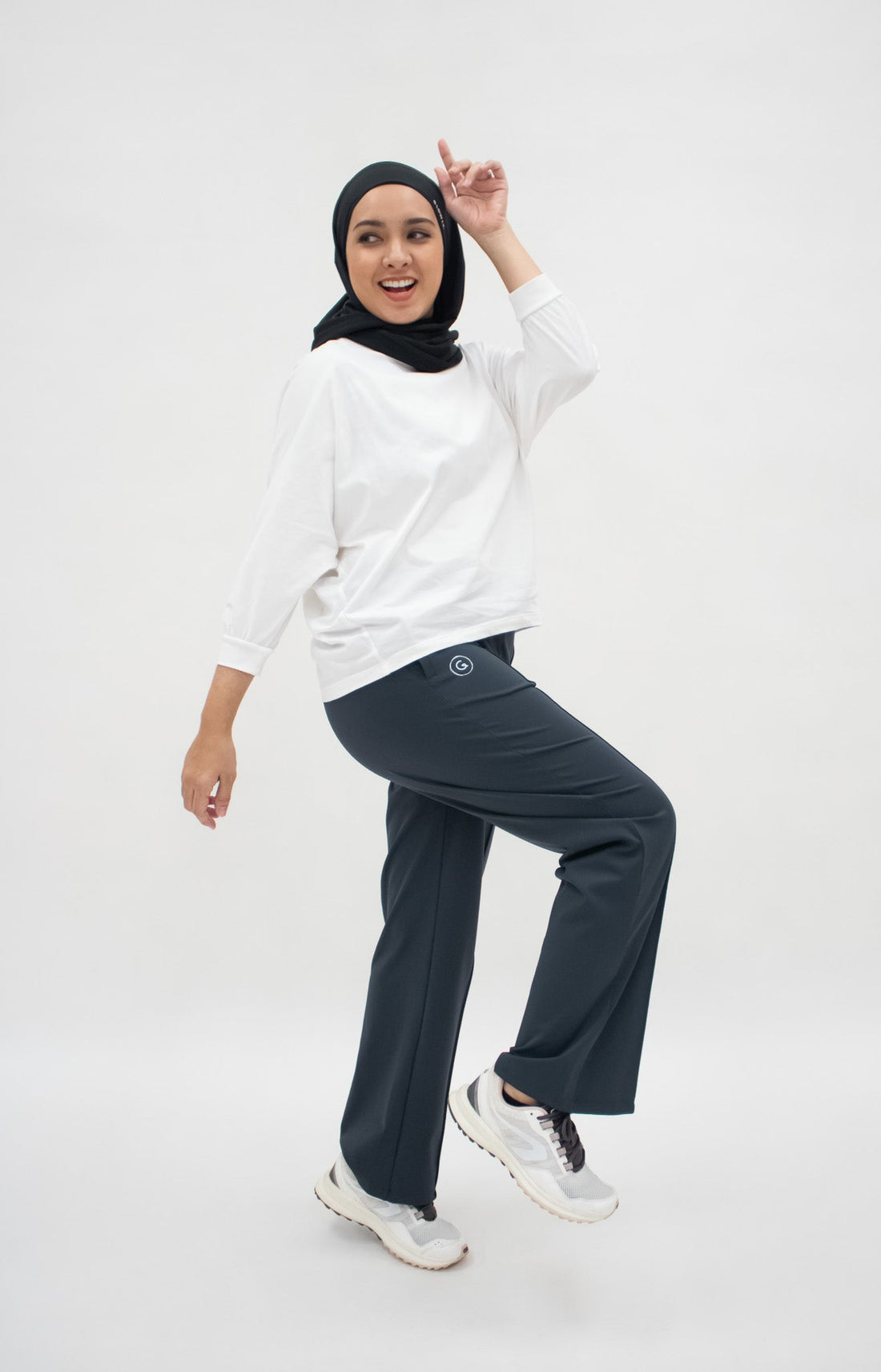 Bottoms GLOWco Exclusive Loose Pants 2.0 in Denim