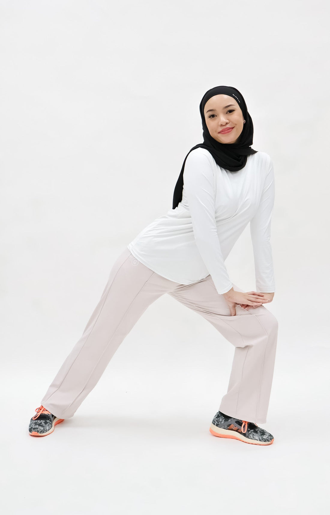 Bottoms GLOWco Exclusive Loose Pants 2.0 in Pearl