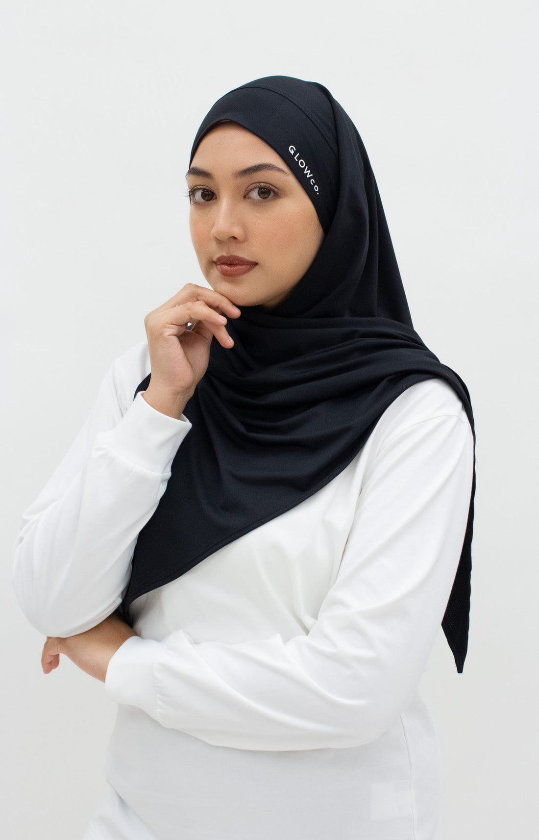 Sports Hijabs GLOWco Exclusive Tie Back Regular Shawl in Black
