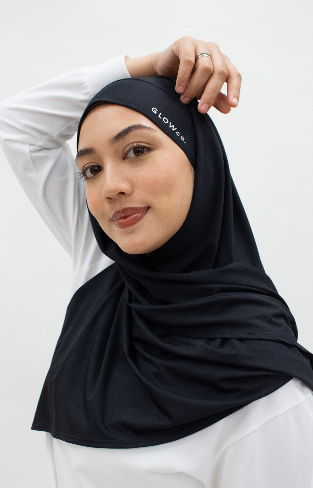 Sports Hijabs GLOWco Exclusive Tie Back Regular Shawl in Black