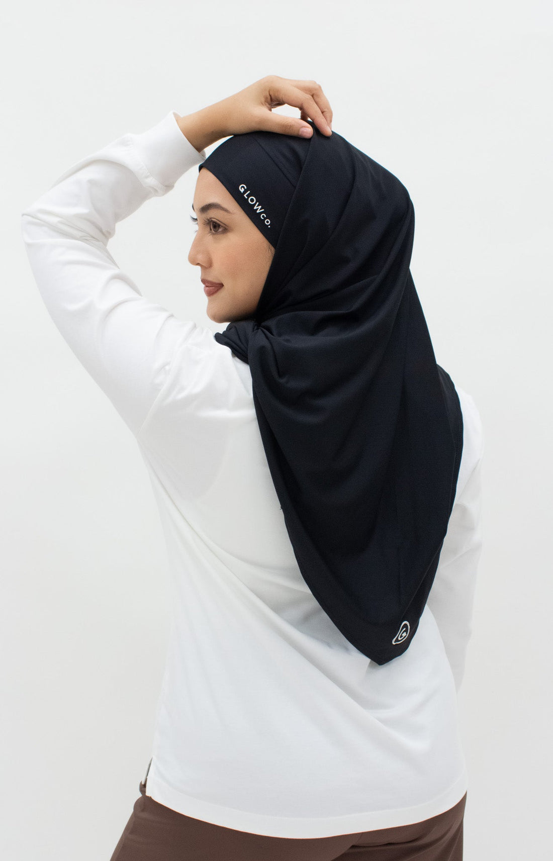 Sports Hijabs GLOWco Exclusive Tie Back Regular Shawl in Black