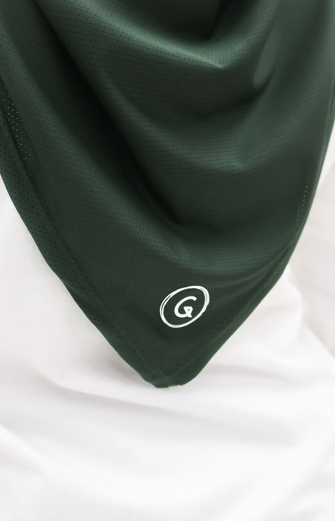 Sports Hijabs GLOWco Exclusive Tie Back Regular Shawl in Deep Forest