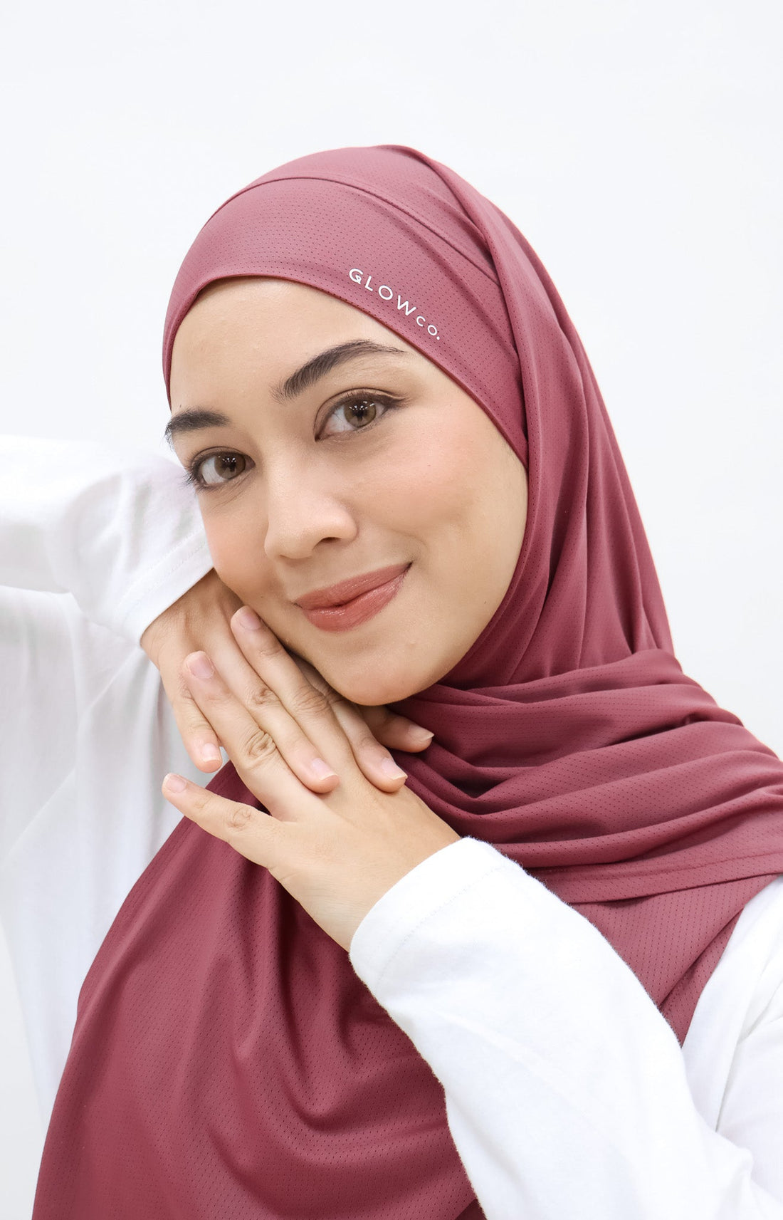 Sports Hijabs GLOWco Exclusive Tie Back Regular Shawl in Wild Berry