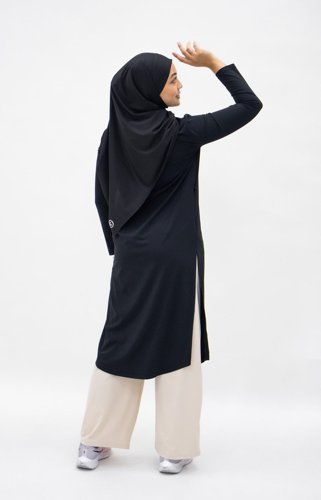 Tops GLOWco Exclusive Ultra Light Active Long Tunic in Kohl