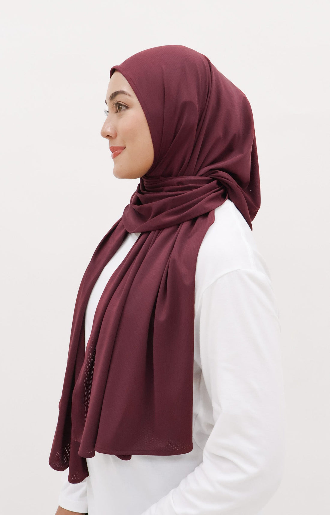 Sports Hijabs GLOWco Exclusive Wrap Shawl in Deep Red