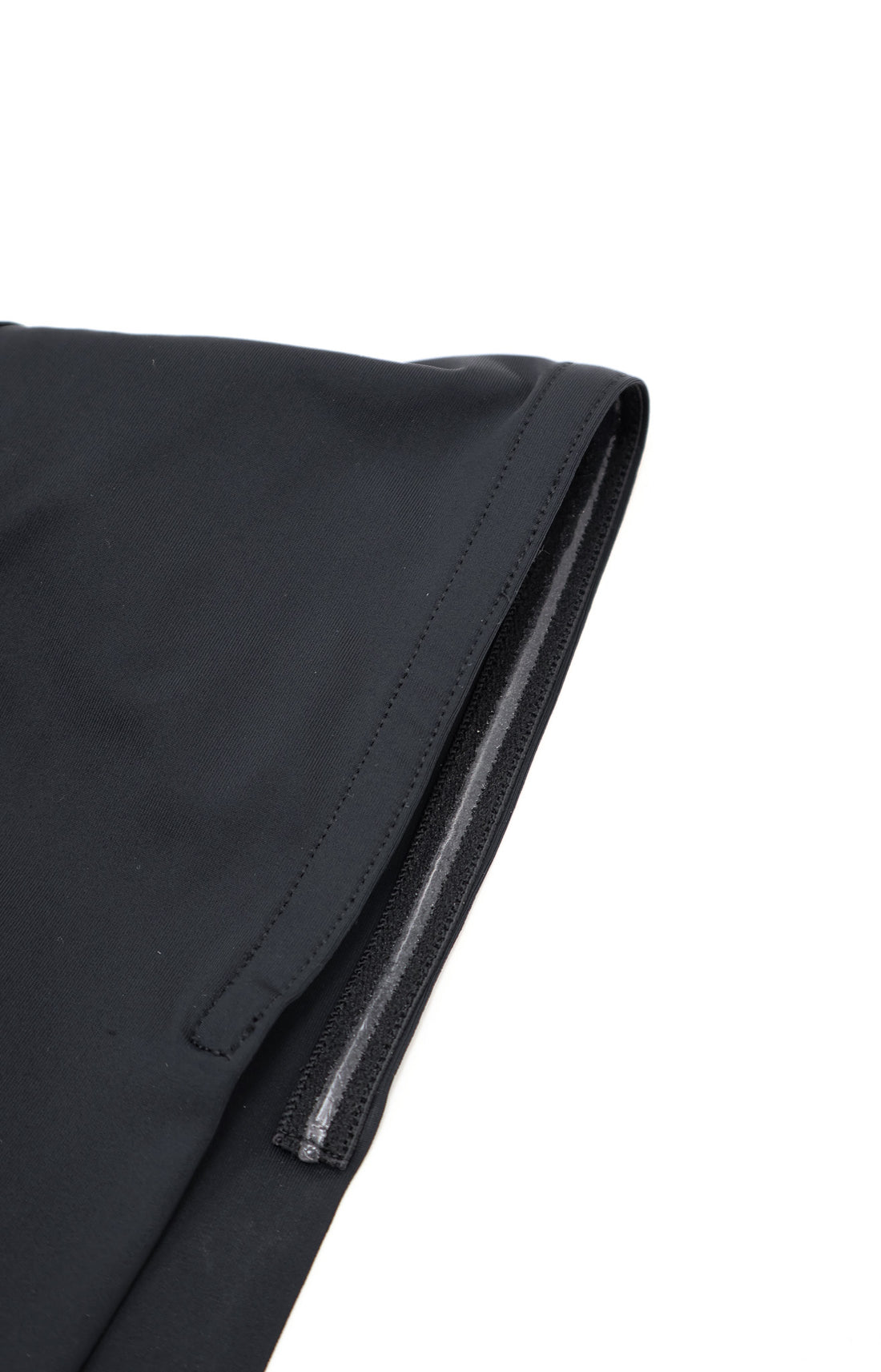 Swimwear GLOWco Exclusive AquaGrip Swim Tri Scarf in Black