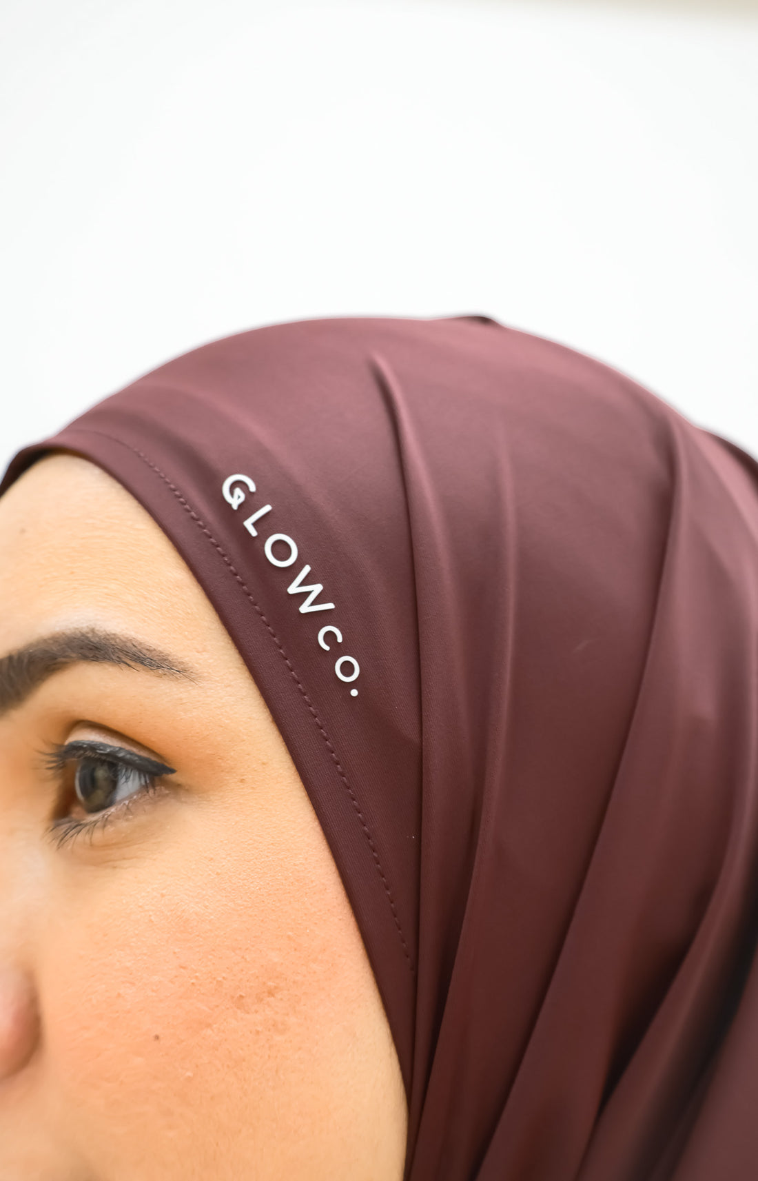 Swimwear GLOWco Exclusive AquaGrip Swim Tri Scarf in Wine Red