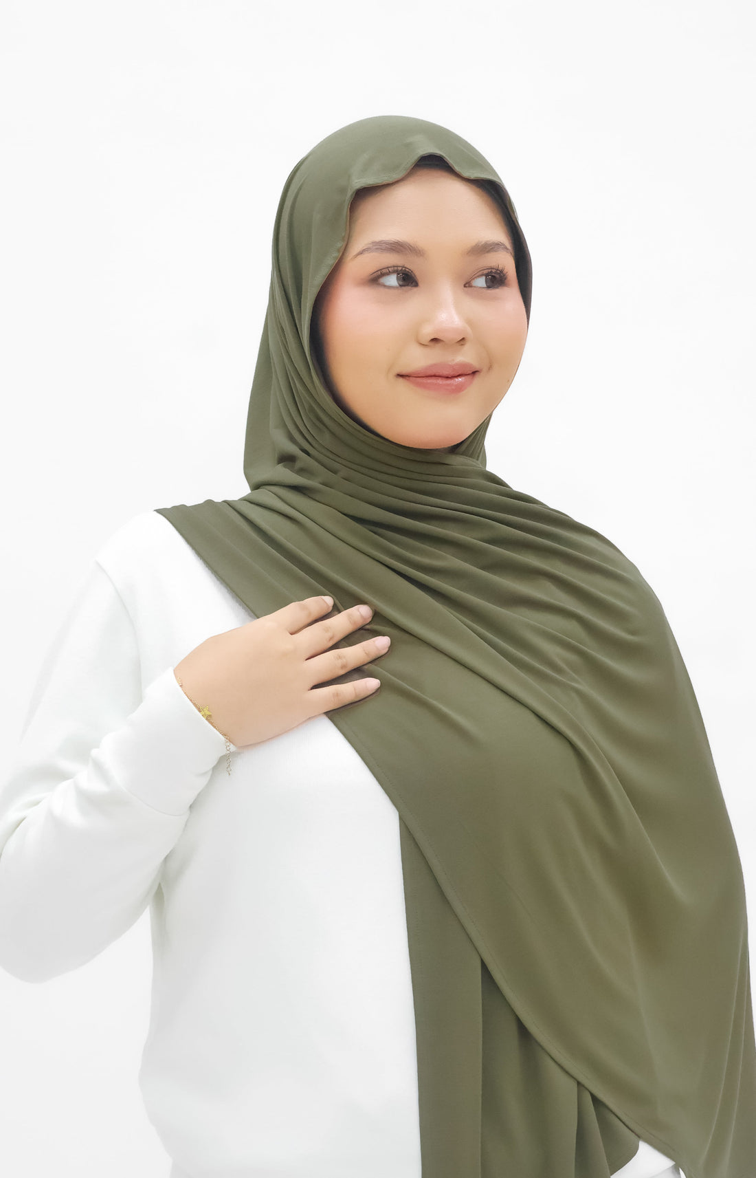 Everyday Hijabs GLOWco Exclusive Bamboo Lazy Shawl in Olive