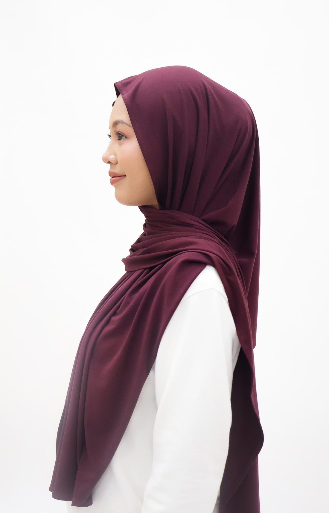 Everyday Hijabs GLOWco Exclusive Bamboo Lazy Shawl in Plum
