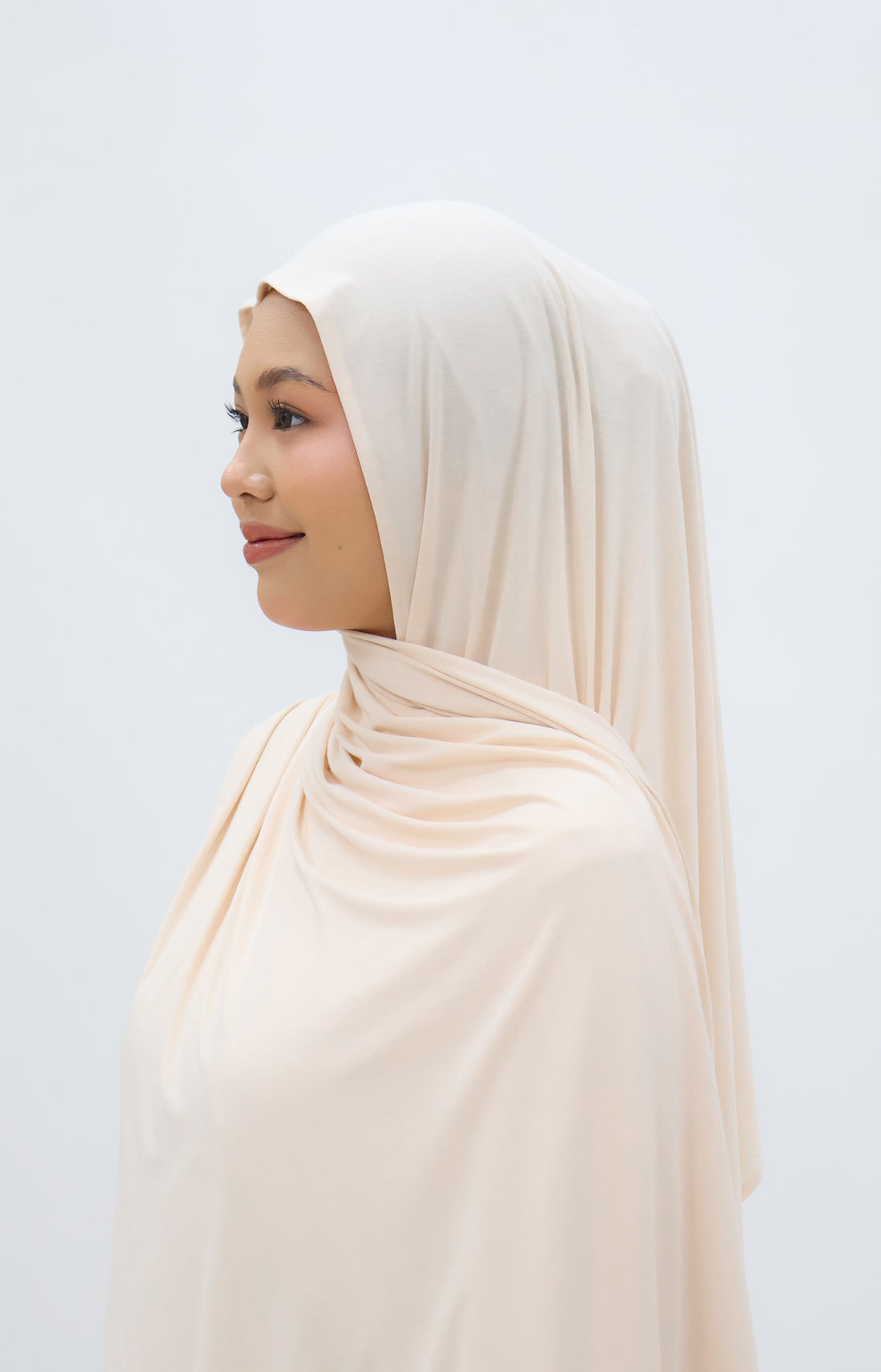 Everyday Hijabs GLOWco Exclusive Bamboo Lazy Shawl in Soft Peach