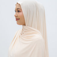 Everyday Hijabs GLOWco Exclusive Bamboo Lazy Shawl in Soft Peach