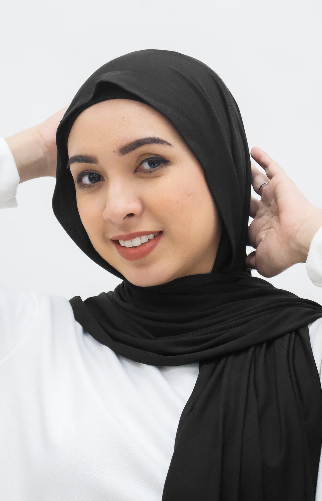 Everyday Hijabs GLOWco Exclusive Bamboo Shawl (with inner) in Black