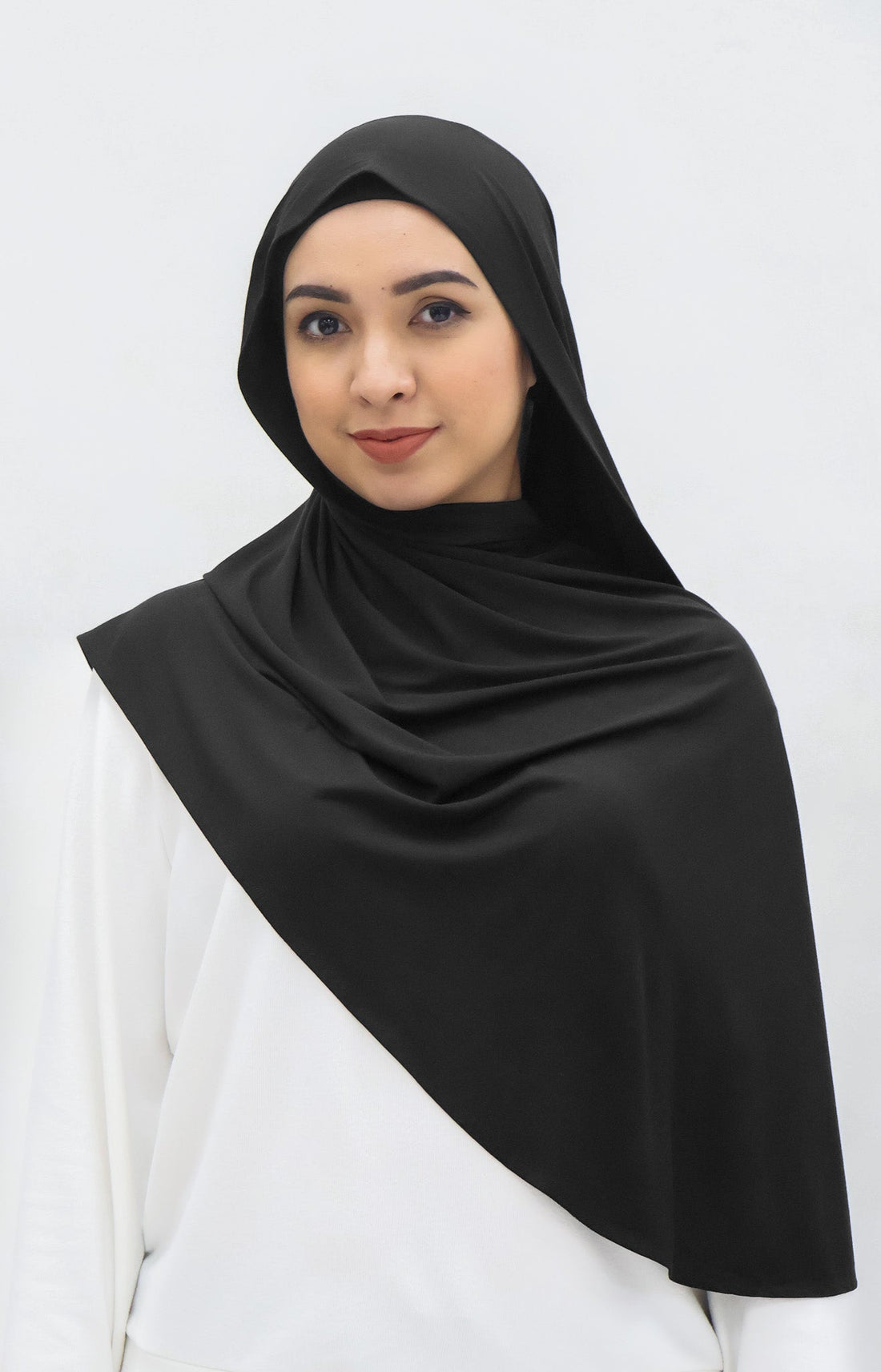 Everyday Hijabs GLOWco Exclusive Bamboo Shawl (with inner) in Black
