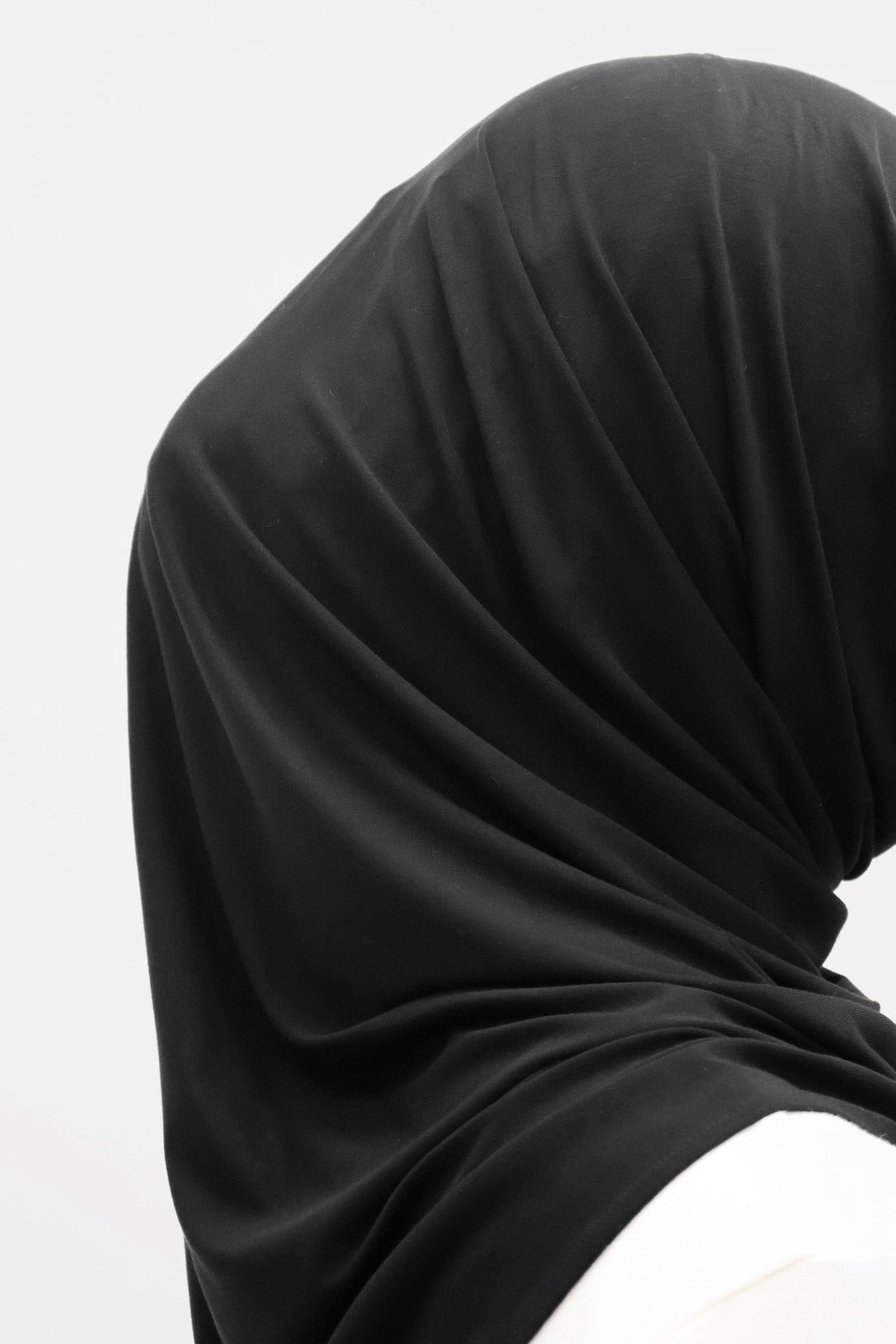 Everyday Hijabs GLOWco Exclusive Bamboo Shawl (with inner) in Black