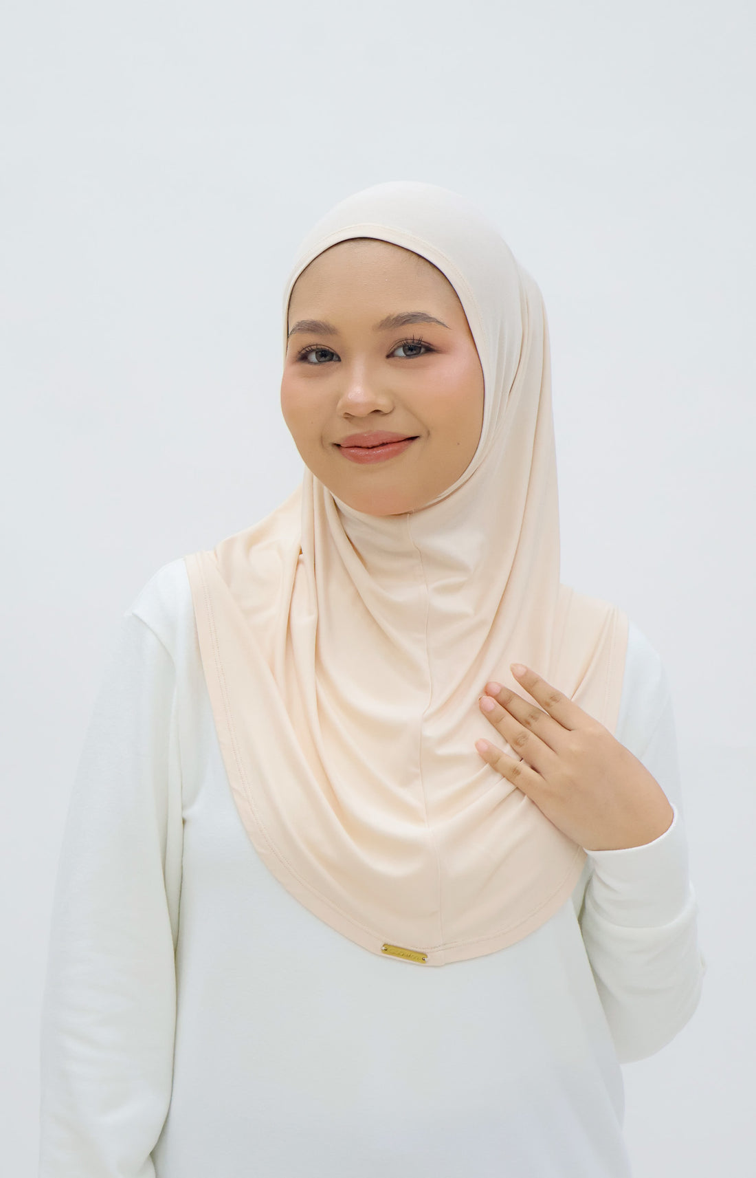Everyday Hijabs GLOWco Exclusive Bamboo Slip-on Maxi in Soft Peach