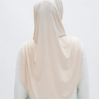 Everyday Hijabs GLOWco Exclusive Bamboo Slip-on Maxi in Soft Peach
