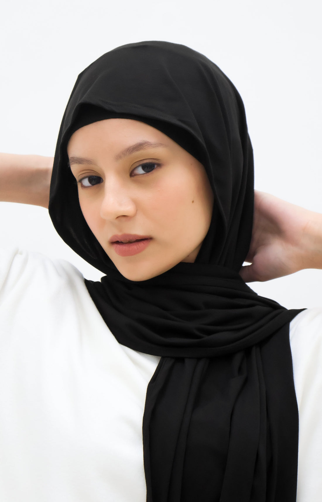 Everyday Hijabs GLOWco Exclusive Bamboo Tri Scarf (with inner) in Black