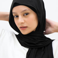 Everyday Hijabs GLOWco Exclusive Bamboo Tri Scarf (with inner) in Black