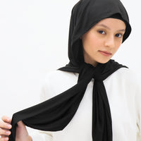 Everyday Hijabs GLOWco Exclusive Bamboo Tri Scarf (with inner) in Black
