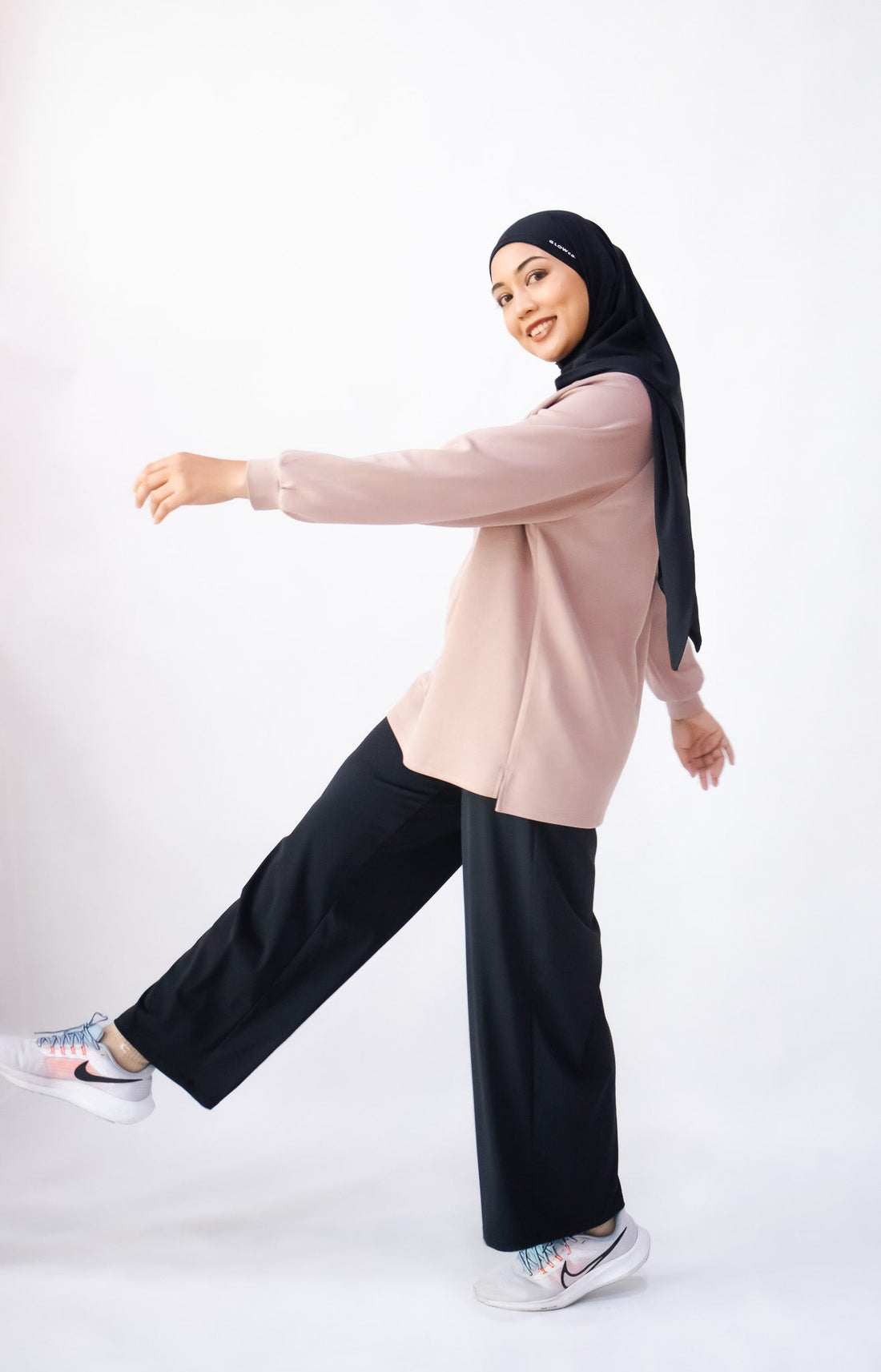 Tops GLOWco Exclusive Cloud Cosy Pullover