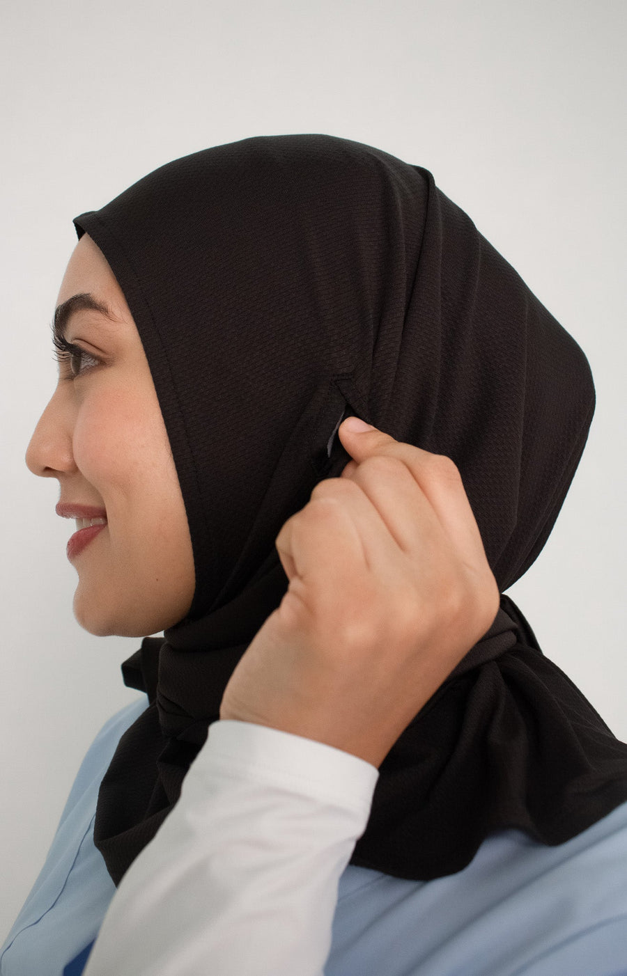 Sports Hijabs GLOWco Exclusive Essential Glow Hijab in Black