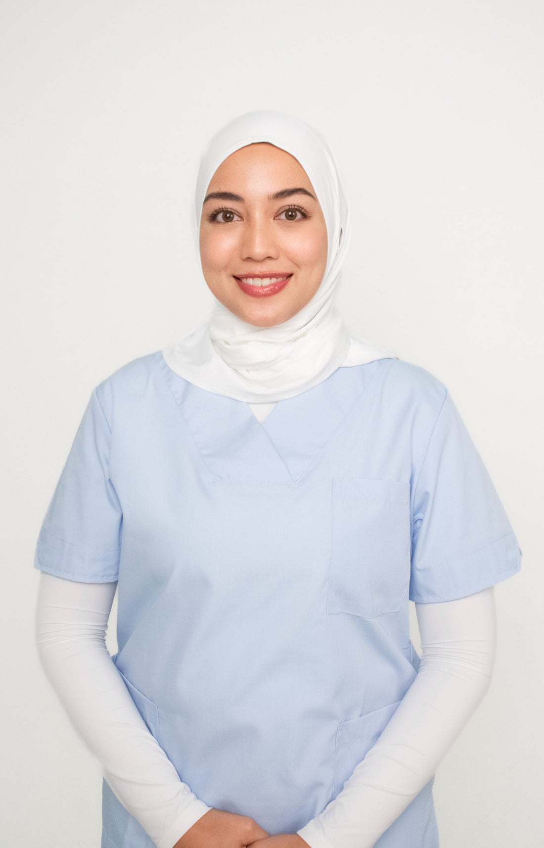 Sports Hijabs GLOWco Exclusive Essential Glow Hijab in White