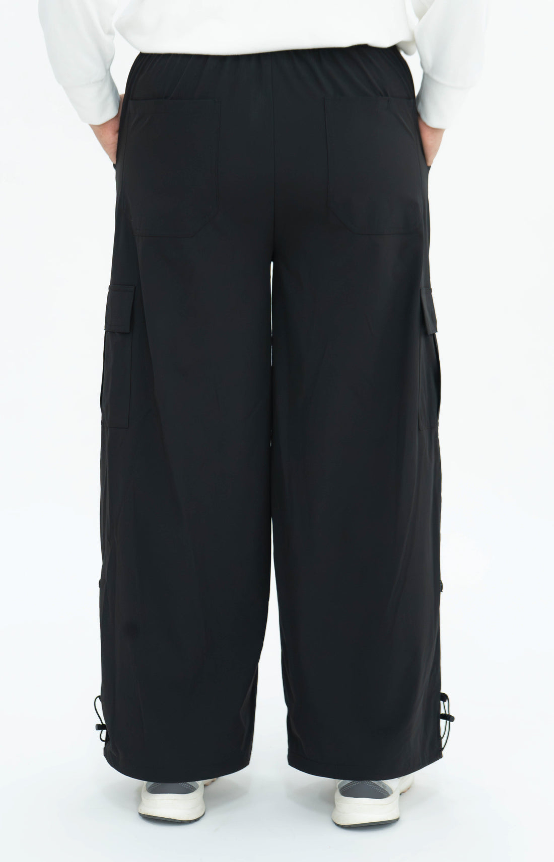 Bottoms GLOWco Exclusive Everyday Street Cargo Pants in Black