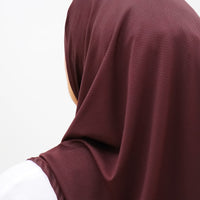 Sports Hijabs GLOWco Exclusive Instant Mini in Deep Red