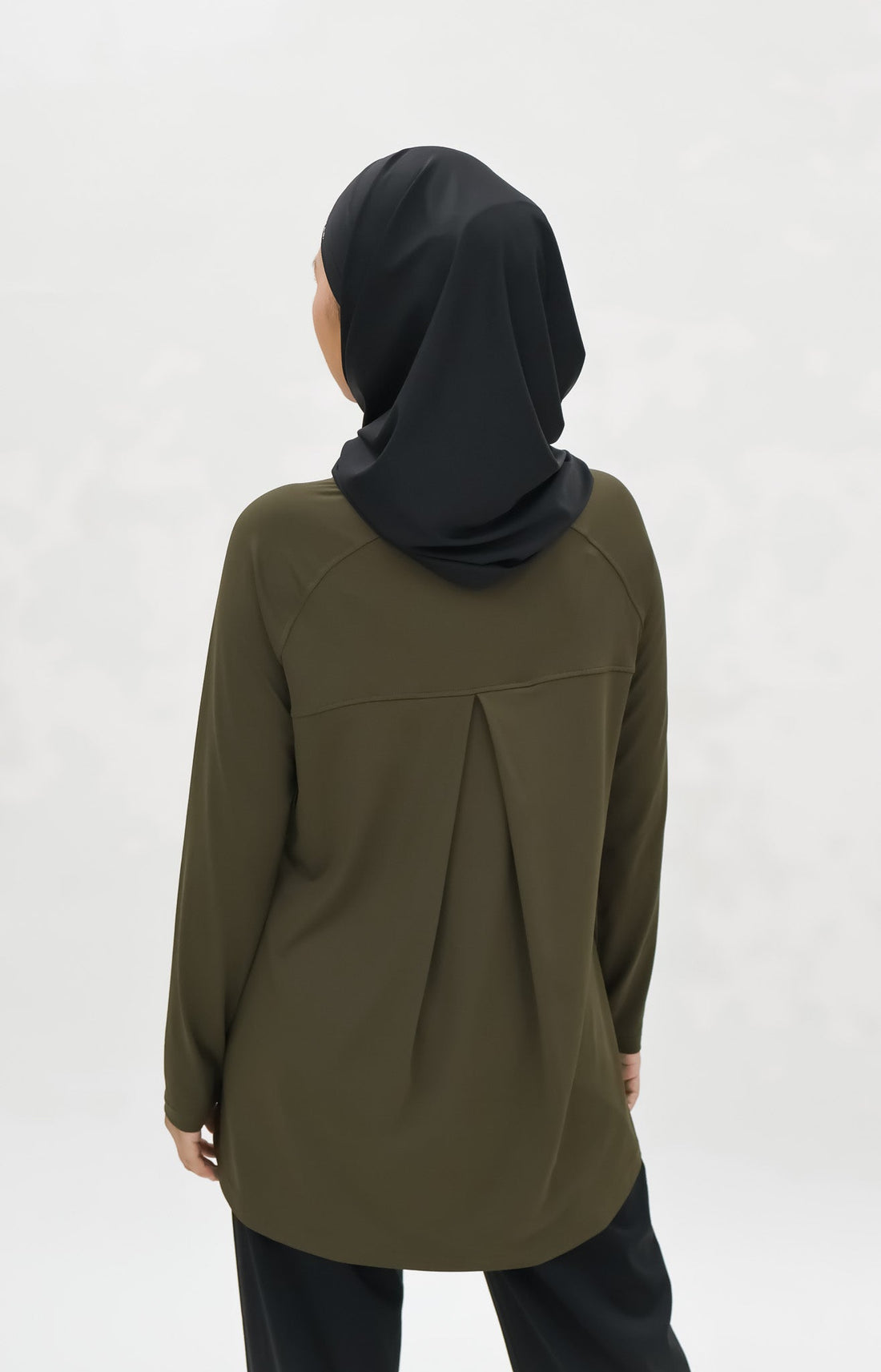 Tops GLOWco Exclusive Pleated Top
