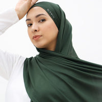 Sports Hijabs GLOWco Exclusive Tie Back MAXI Shawl in Deep Forest