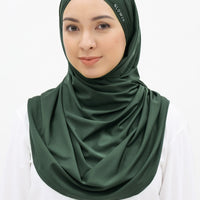 Sports Hijabs GLOWco Exclusive Tie Back MAXI Shawl in Deep Forest