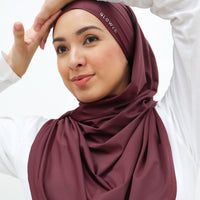 Sports Hijabs GLOWco Exclusive Tie Back MAXI Shawl in Deep Red