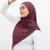 Sports Hijabs GLOWco Exclusive Tie Back Regular Shawl in Deep Red