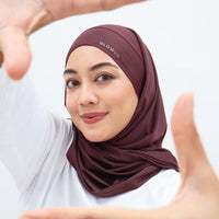 Sports Hijabs GLOWco Exclusive Tie Back Regular Shawl in Deep Red